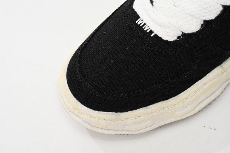 mmy sneaker 0043