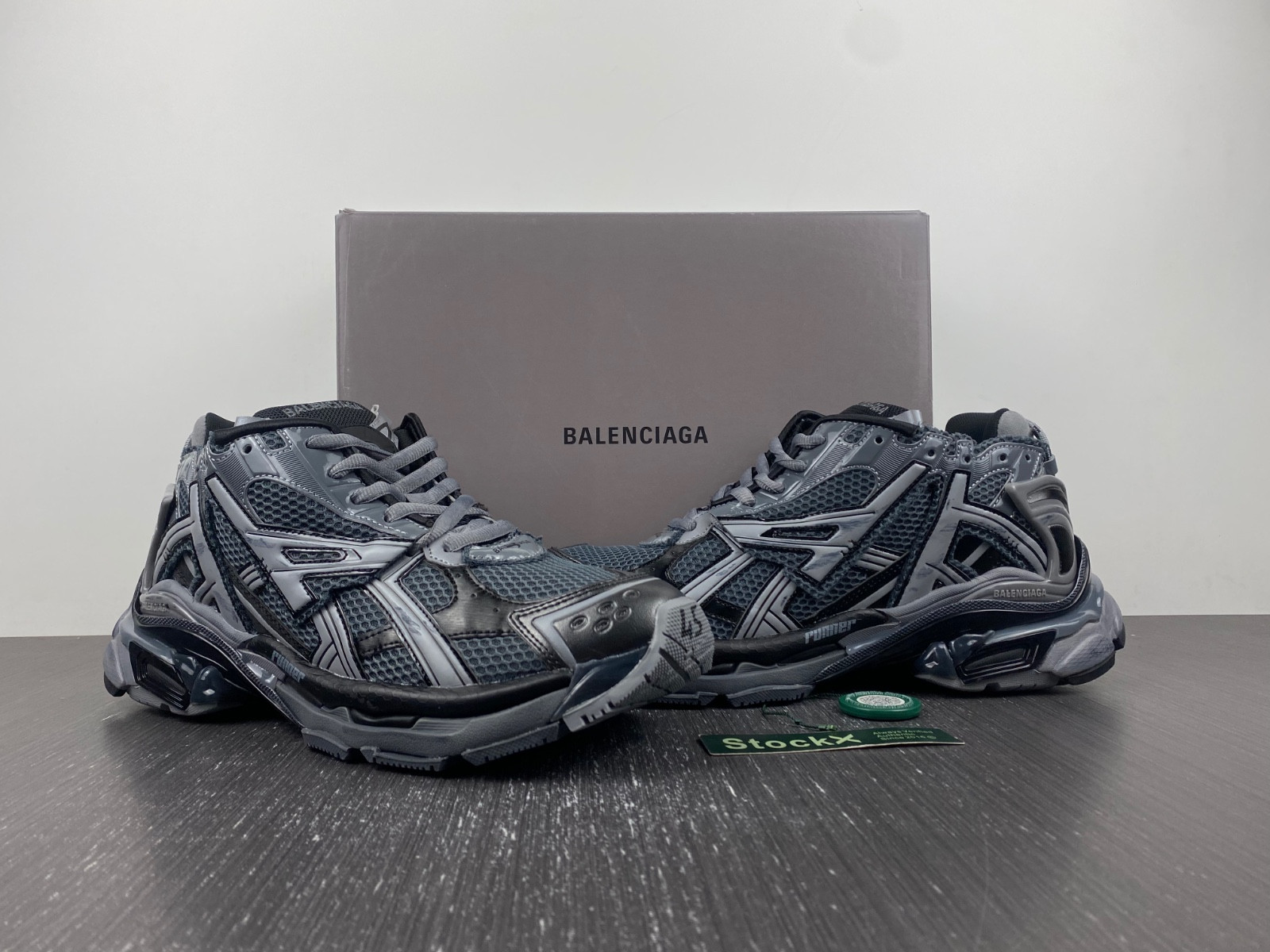 Ba*len*cia*ga 7.0 runner