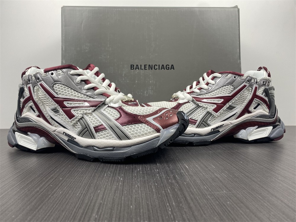 Ba*len*cia*ga runner sneaker 677403w3rb89069