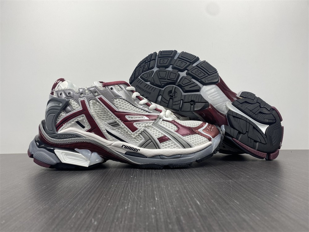 Ba*len*cia*ga runner sneaker 677403w3rb89069