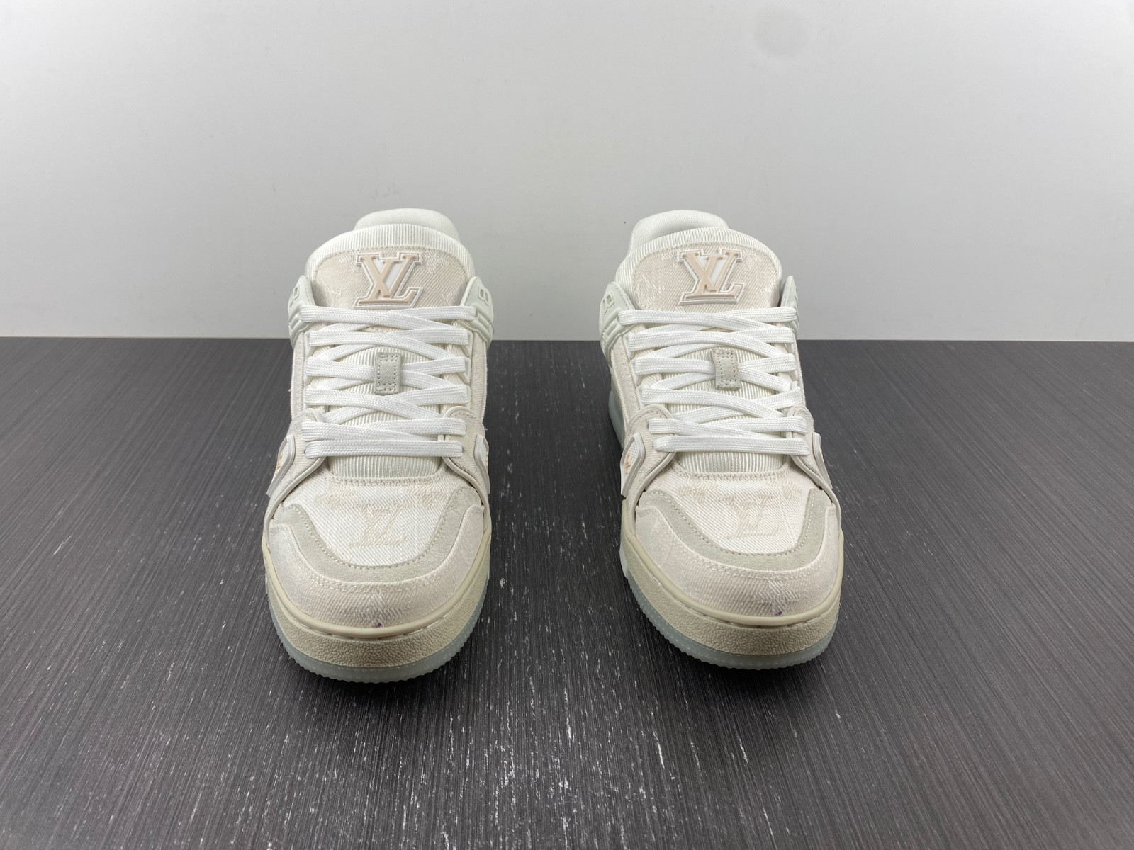 lwe sneaker