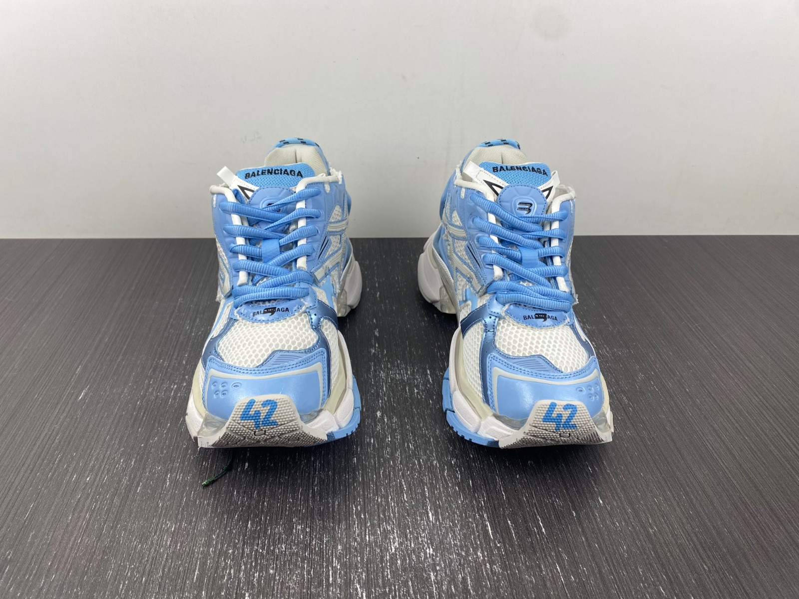 Ba*len*cia*ga runner sneaker