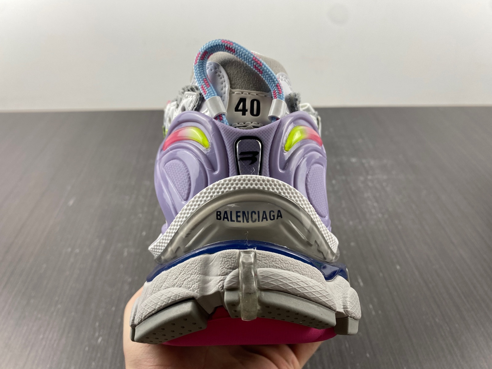 Ba*len*cia*ga runner sneaker