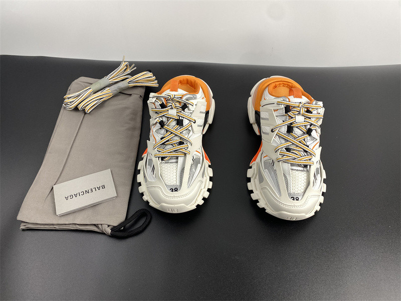 Ba*len*cia*ga trainers track 3.0