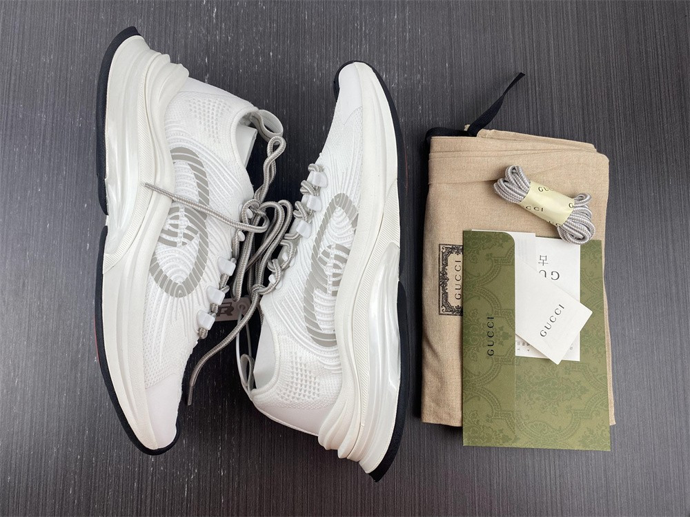 guci sneaker