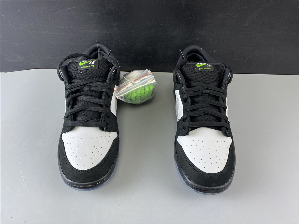 staple x nike dunk sb low pro og qs bv1310-013