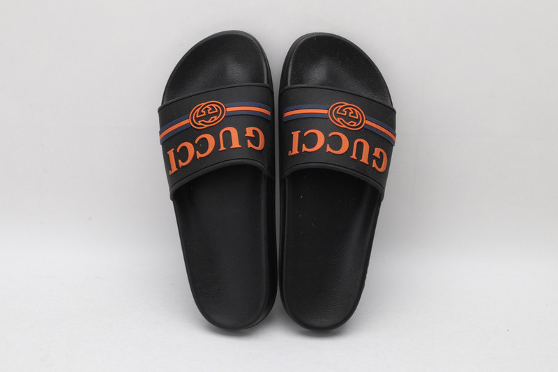 G*u*i slides all black with "orange G*u*i"