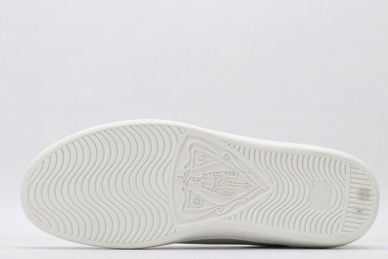 G*u*i low-top sneaker