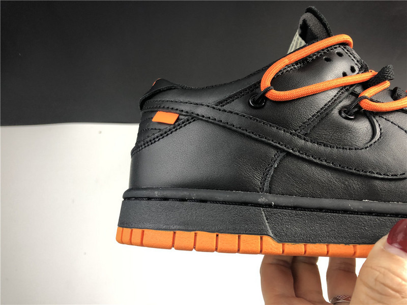 owt x nike dunk low ct0856-002