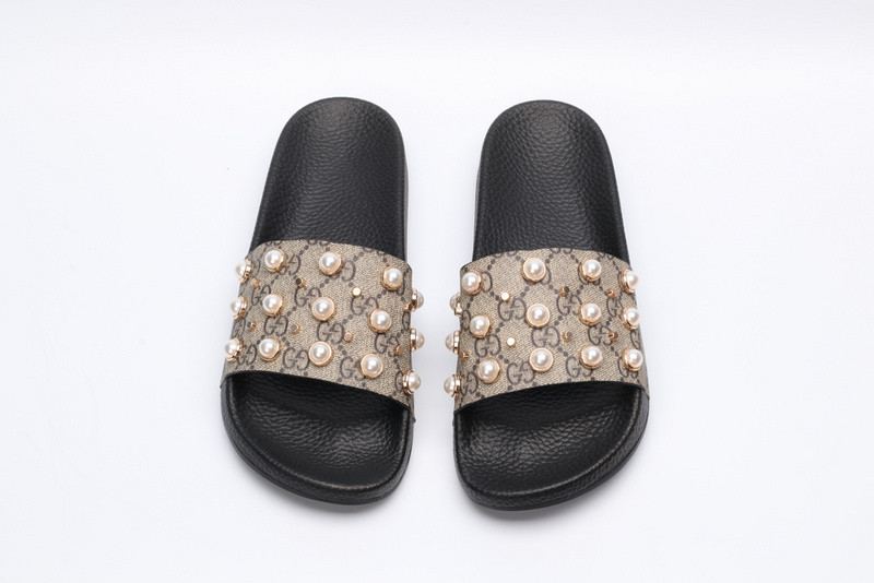 G*u*i slides pearl
