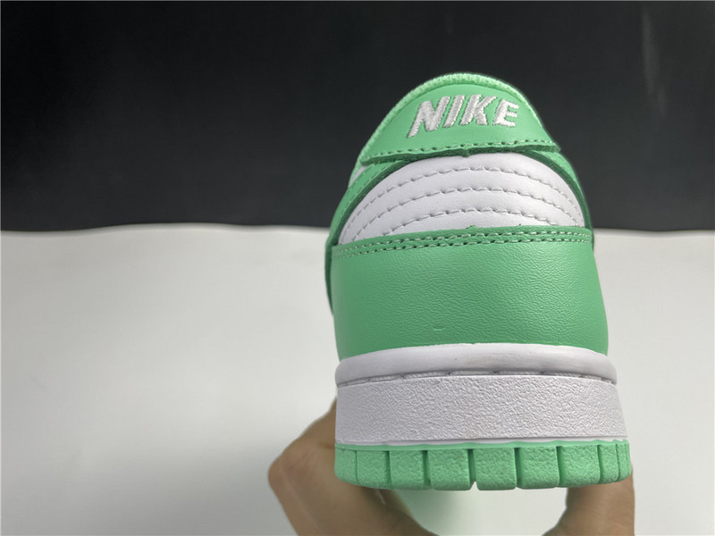 wmns dunk low 