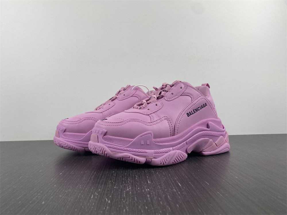 Ba*len*cia*ga triple s