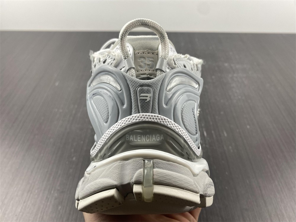 Ba*len*cia*ga runner sneaker