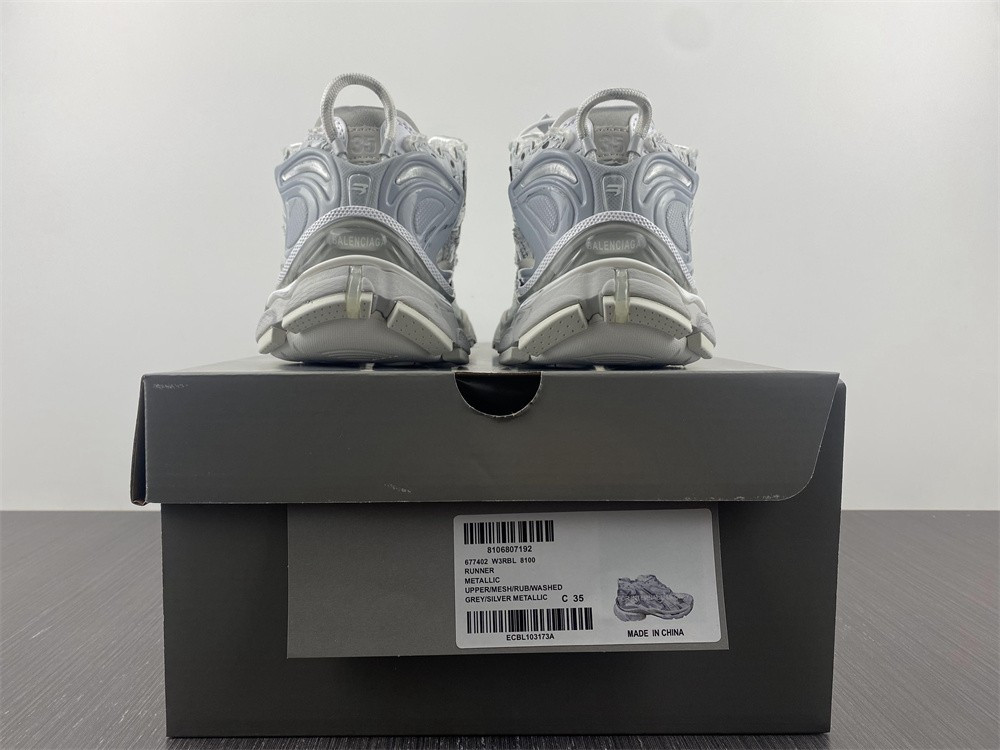 Ba*len*cia*ga runner sneaker