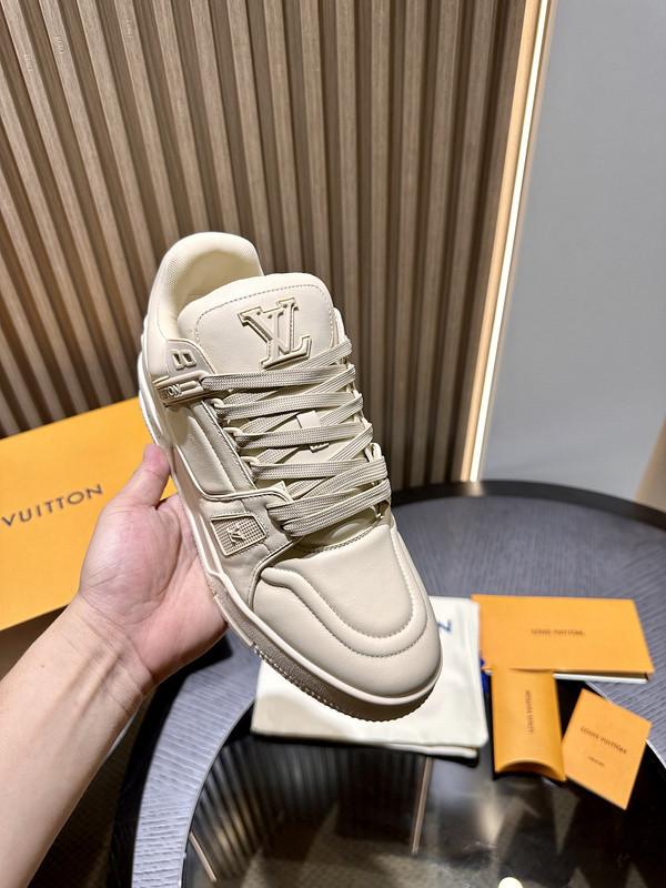 lwe sneaker