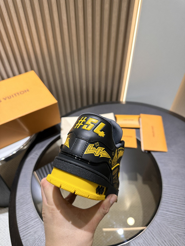 lwe sneaker